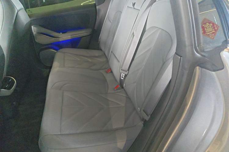 Used Nio ET5T 2025 75 kWh Touring Left Rear Seat