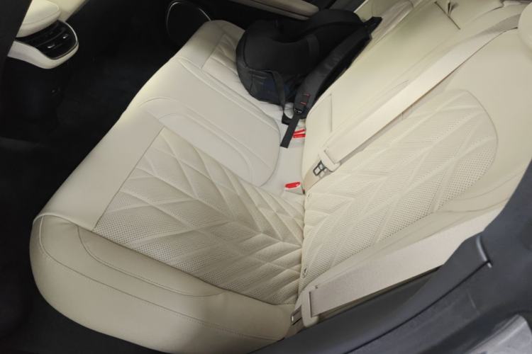 Used Nio ET5T 2025 75 kWh Touring Left Rear Seat