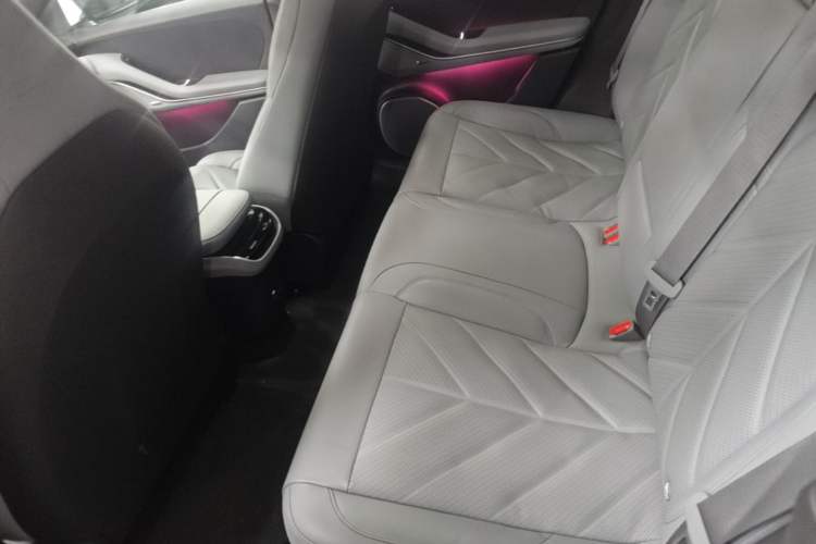 Used Nio ET5T 2025 75 kWh Touring Left Rear Seat