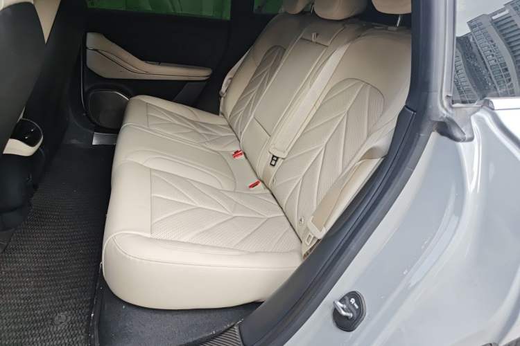 Used Nio ET5T 2025 100kWh Touring Left Rear Seat