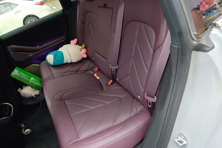 Used Nio ET5T 2025 75 kWh Touring Left Rear Seat