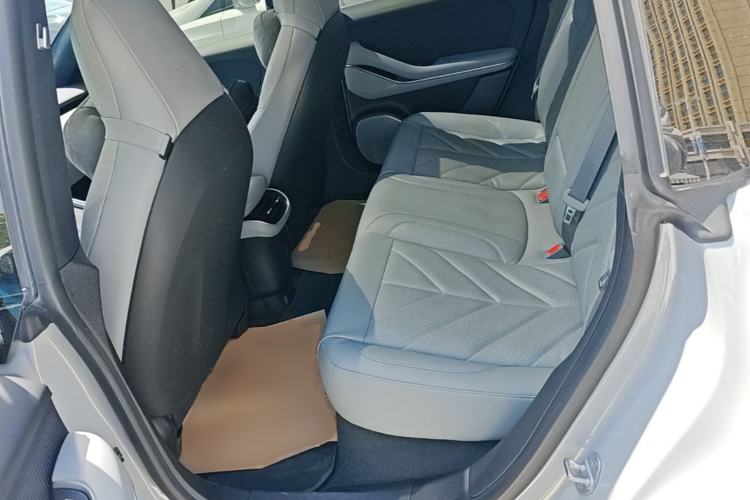 Used Nio ET5T 2025 75 kWh Touring Left Rear Seat