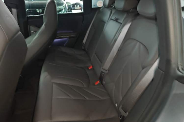 Used Nio ET5T 2025 75 kWh Touring Left Rear Seat
