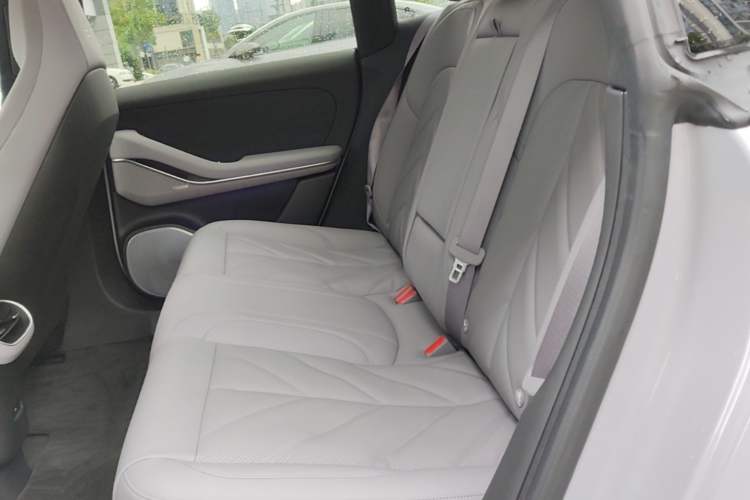 Used Nio ET5T 2025 75 kWh Touring Left Rear Seat