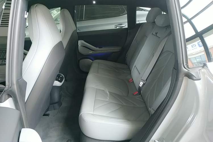 Used Nio ET5T 2025 75 kWh Touring Left Rear Seat