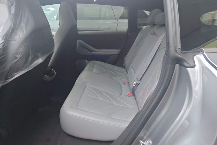 Used Nio ET5T 2025 75 kWh Touring Left Rear Seat