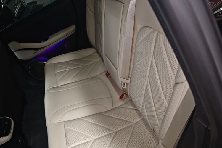 Used Nio ET5T 2025 75 kWh Touring Left Rear Seat