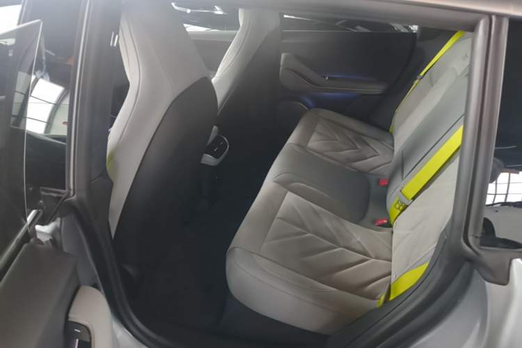 Used Nio ET5T 2025 Model Champion Commemorative Edition, 75kWh Touring Left Rear Seat