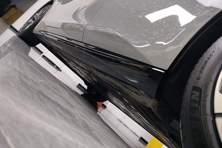 Used Nio ET5T 2025 75 kWh Touring Left Side Sill