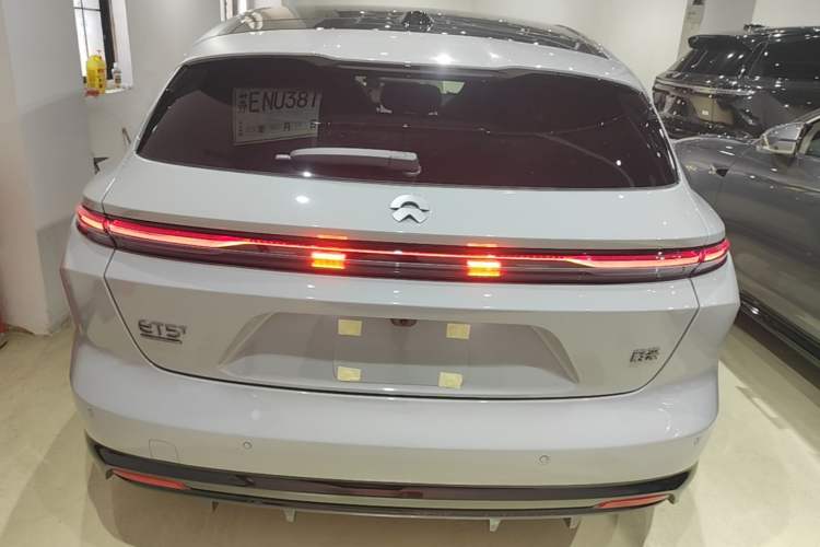 Used Nio ET5T 2025 Model Champion Commemorative Edition, 100kWh Touring Rear