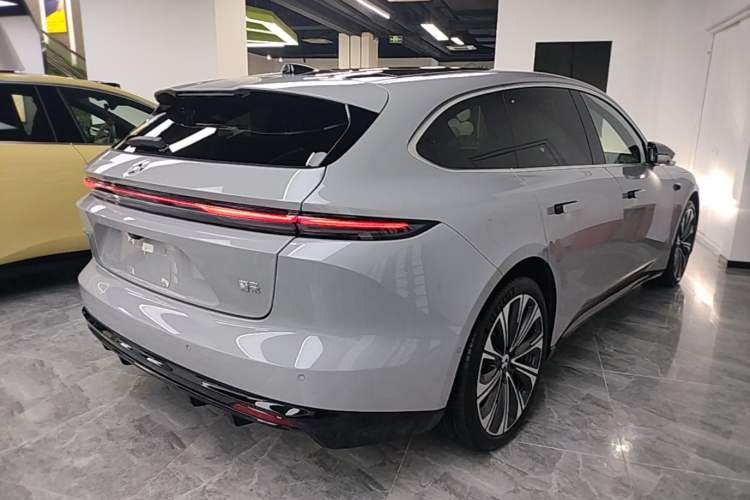 Used Nio ET5T 2025 75 kWh Touring Rear Right 45 Deg
