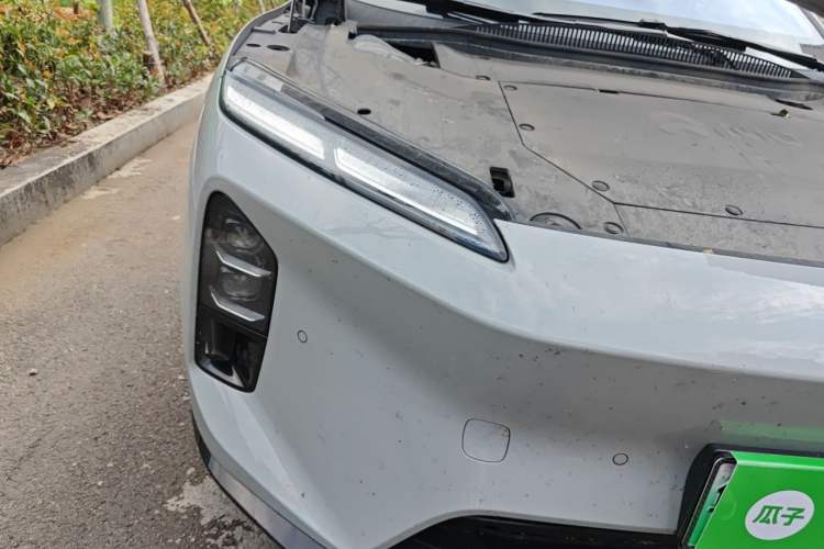 Used Nio ET5T 2025 100kWh Touring Right Front Headlight