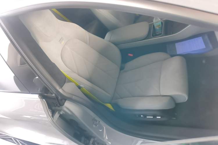 Used Nio ET5T 2025 Model Champion Commemorative Edition, 100kWh Touring Right Front Seat