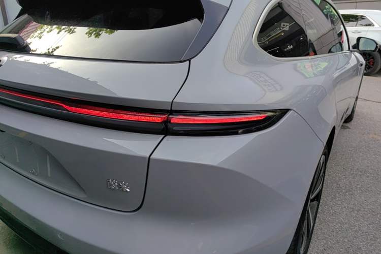 Used Nio ET5T 2025 75 kWh Touring Right Rear Taillight