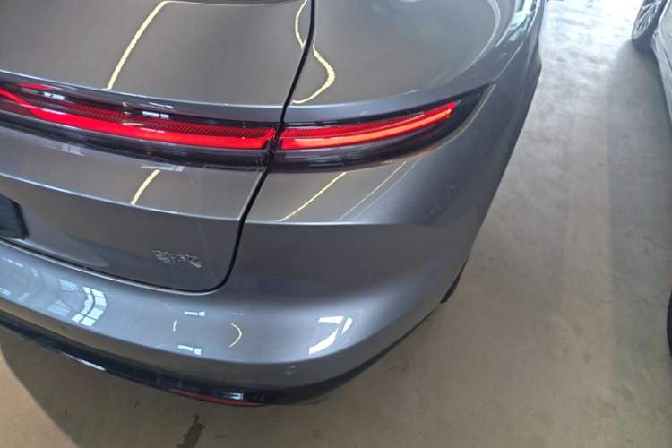 Used Nio ET5T 2025 75 kWh Touring Right Rear Taillight