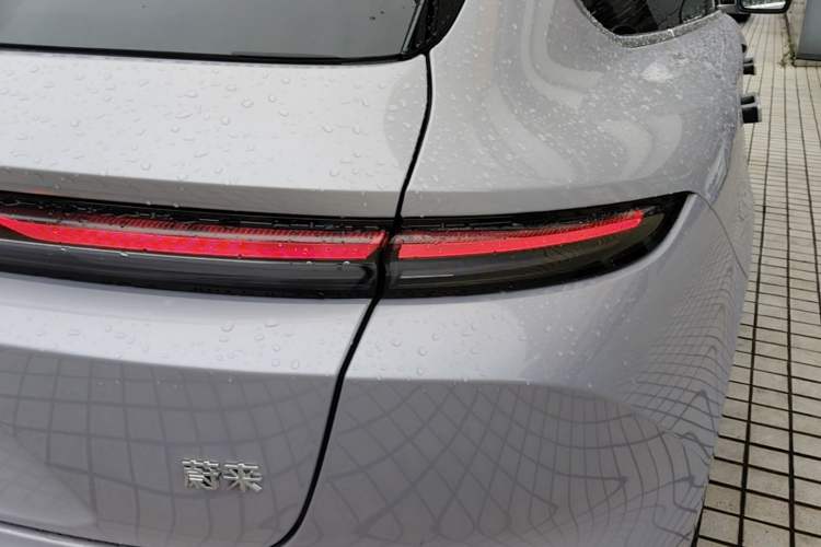 Used Nio ET5T 2025 75 kWh Touring Right Rear Taillight
