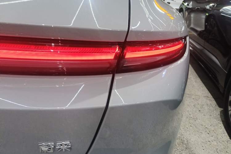 Used Nio ET5T 2025 75 kWh Touring Right Rear Taillight