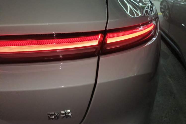 Used Nio ET5T 2025 75 kWh Touring Right Rear Taillight