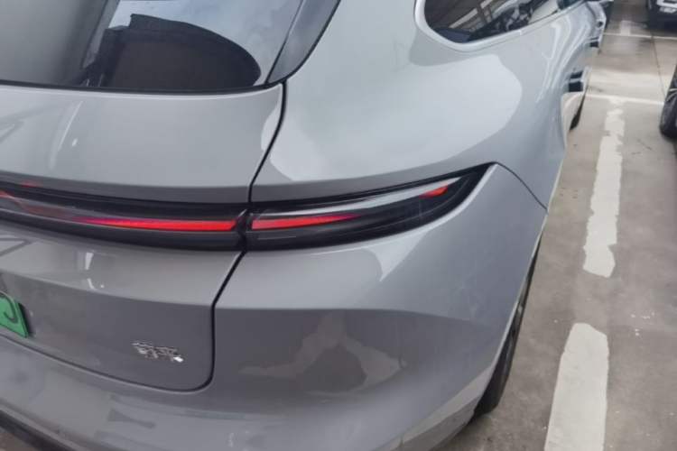 Used Nio ET5T 2025 75 kWh Touring Right Rear Taillight