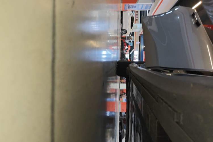 Used Nio ET5T 2025 75 kWh Touring Right Side Sill
