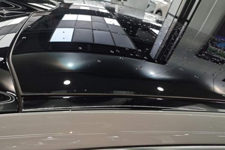 Used Nio ET5T 2025 75 kWh Touring Roof