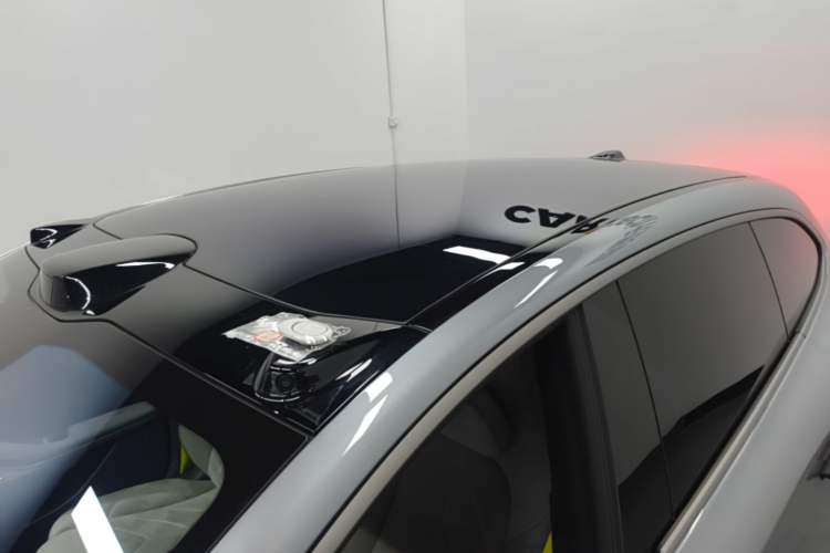 Used Nio ET5T 2025 Model Champion Commemorative Edition, 75kWh Touring Roof