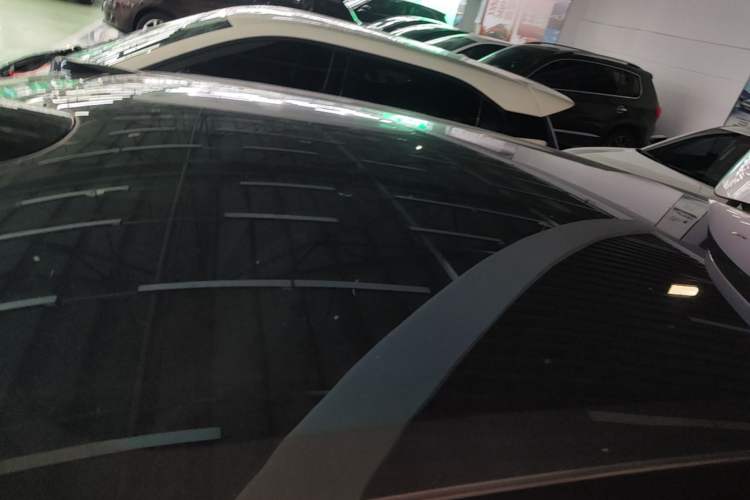 Used Nio ET5T 2025 75 kWh Touring Roof