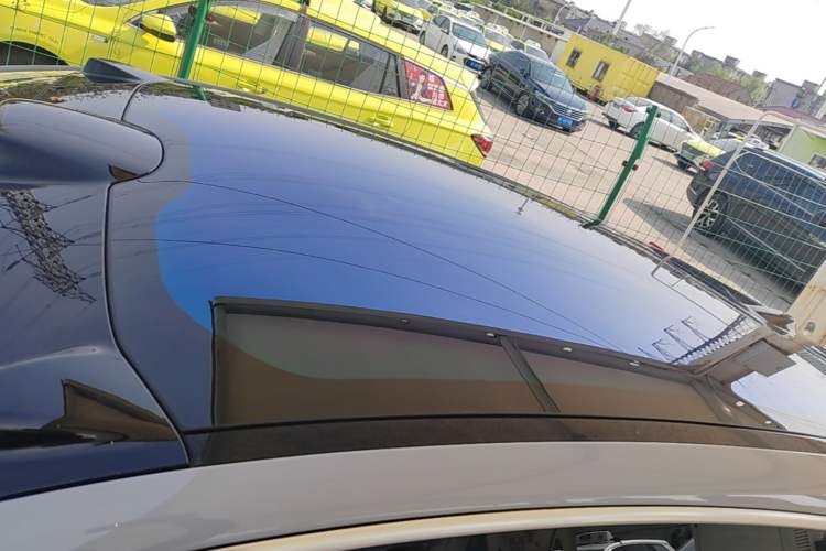 Used Nio ET5T 2025 75 kWh Touring Roof