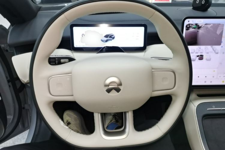 Used Nio ET5T 2025 75 kWh Touring Steering Wheel