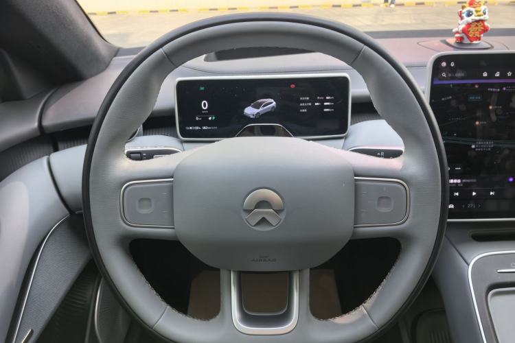 Used Nio ET5T 2025 75 kWh Touring Steering Wheel