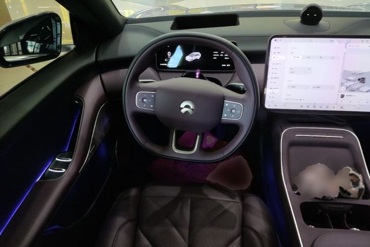 Used Nio ET5T 2025 75 kWh Touring Steering Wheel