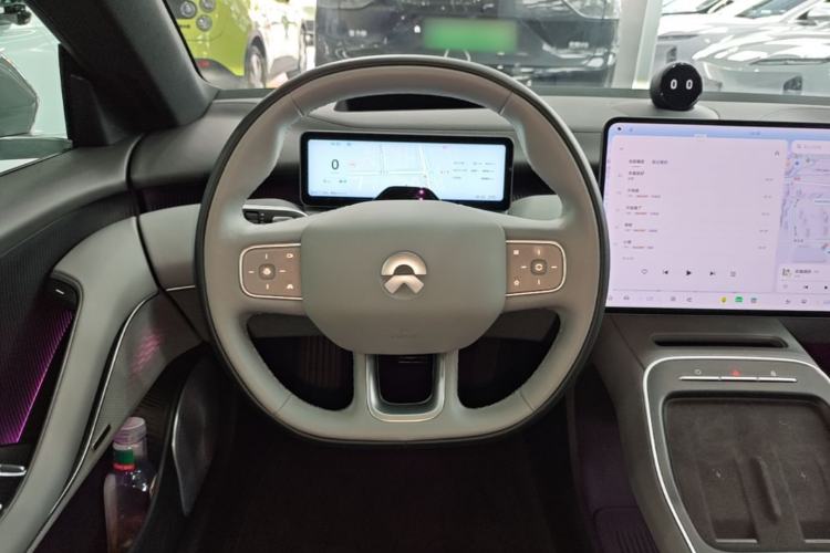 Used Nio ET5T 2025 75 kWh Touring Steering Wheel