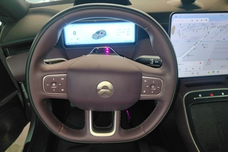 Used Nio ET5T 2025 75 kWh Touring Steering Wheel