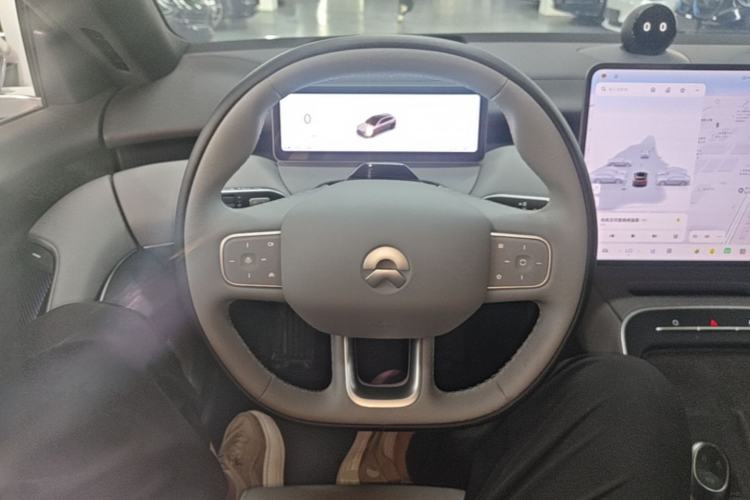 Used Nio ET5T 2025 75 kWh Touring Steering Wheel