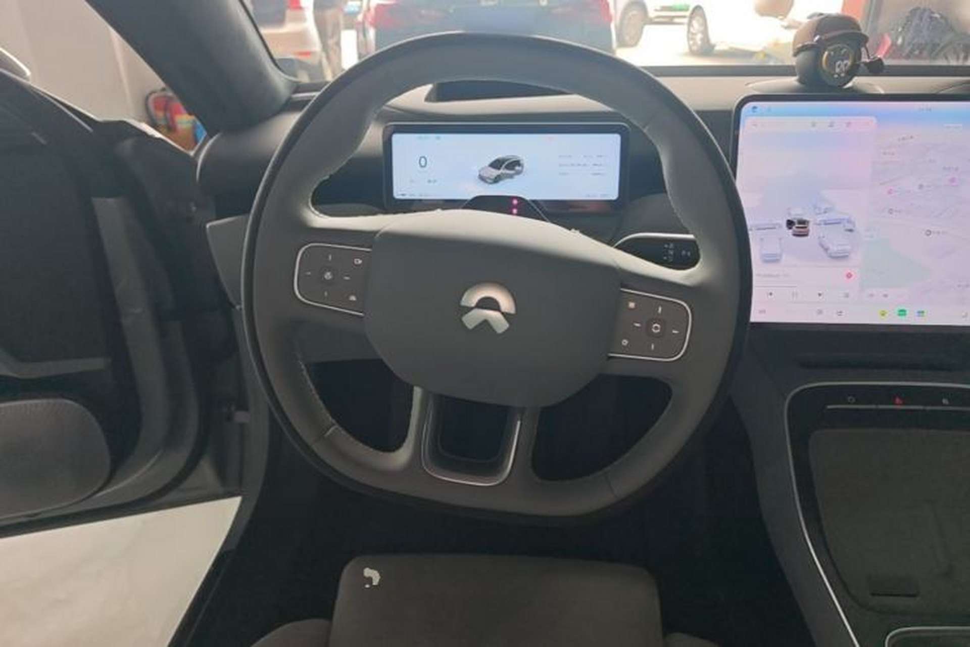 Used Nio ET5T 2025 Model Champion Commemorative Edition, 75kWh Touring Steering Wheel