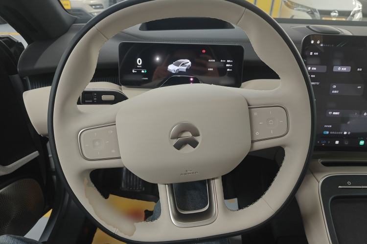 Used Nio ET5T 2025 75 kWh Touring Steering Wheel