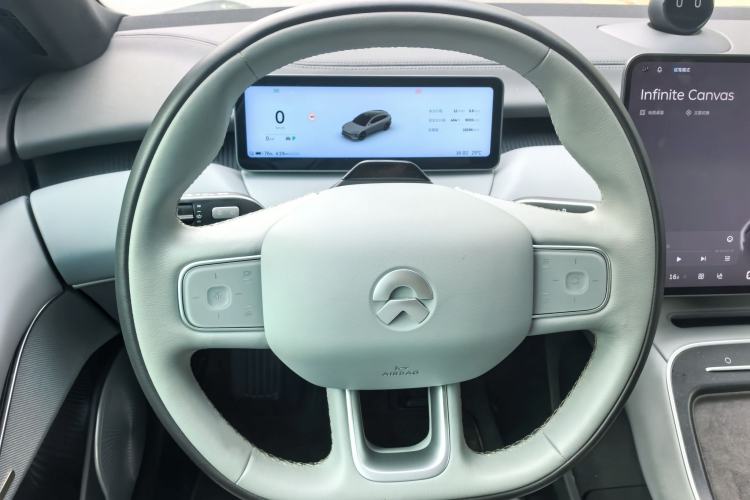 Used Nio ET5T 2025 75 kWh Touring Steering Wheel