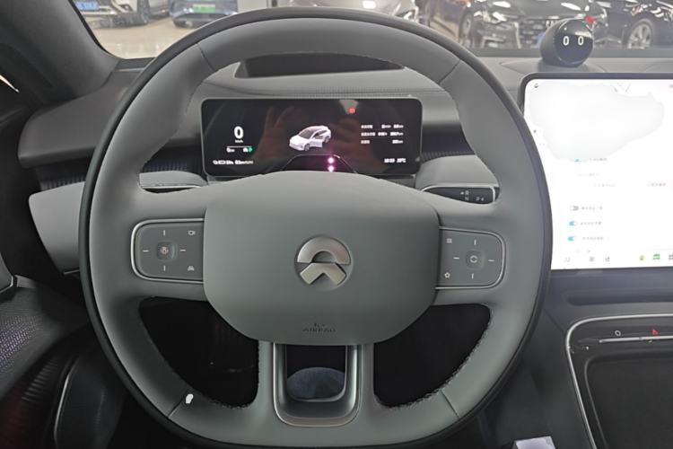 Used Nio ET5T 2025 75 kWh Touring Steering Wheel