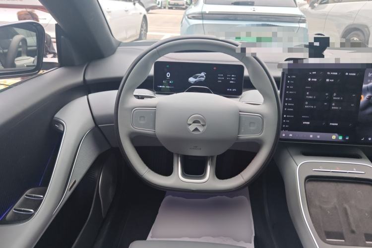 Used Nio ET5T 2025 75 kWh Touring Steering Wheel