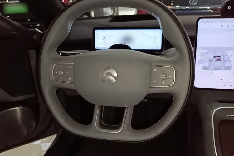 Used Nio ET5T 2025 75 kWh Touring Steering Wheel