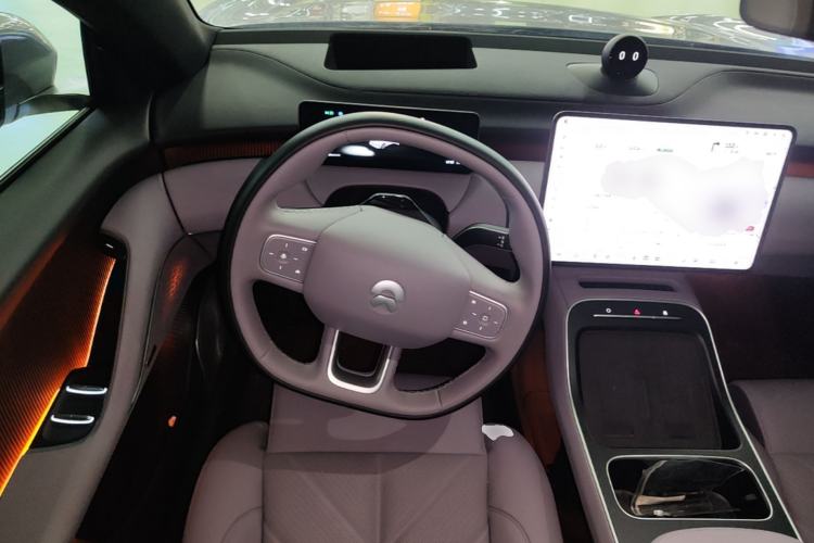 Used Nio ET5T 2025 75 kWh Touring Steering Wheel