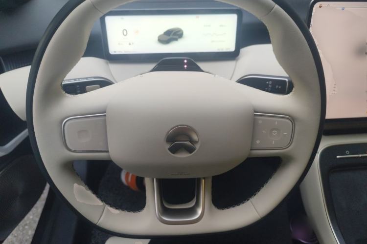Used Nio ET5T 2025 75 kWh Touring Steering Wheel