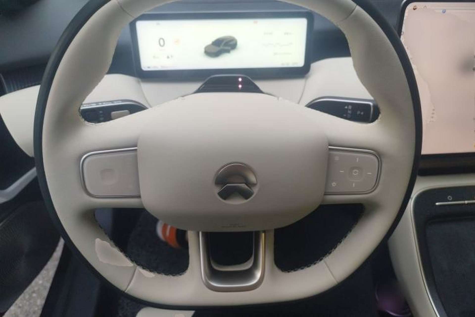 Used Nio ET5T 2025 75 kWh Touring Steering Wheel