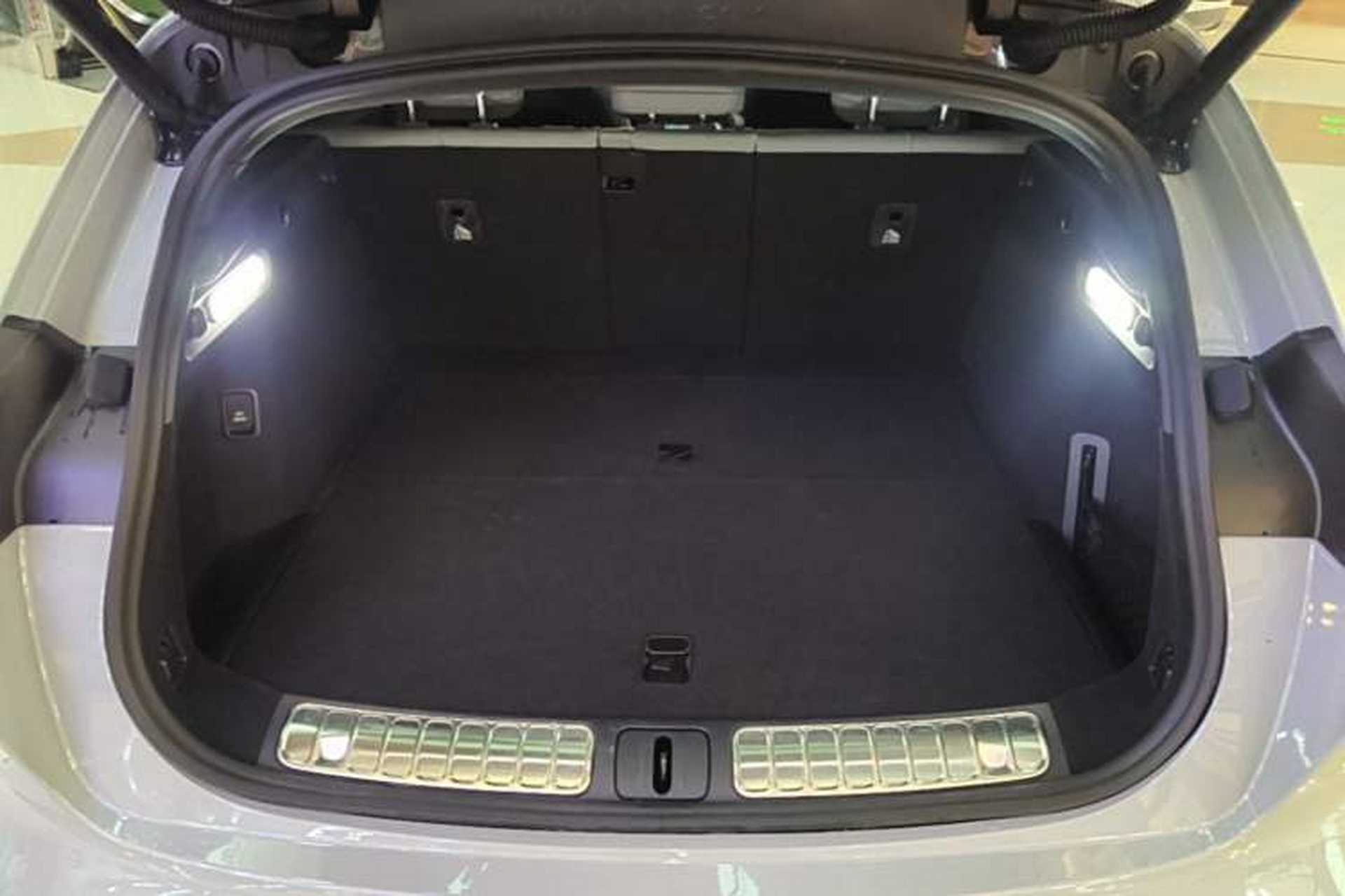 Used Nio ET5T 2025 75 kWh Touring Trunk