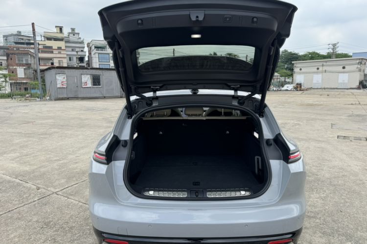 Used Nio ET5T 2025 100kWh Touring Trunk
