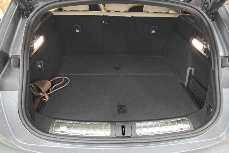 Used Nio ET5T 2025 75 kWh Touring Trunk