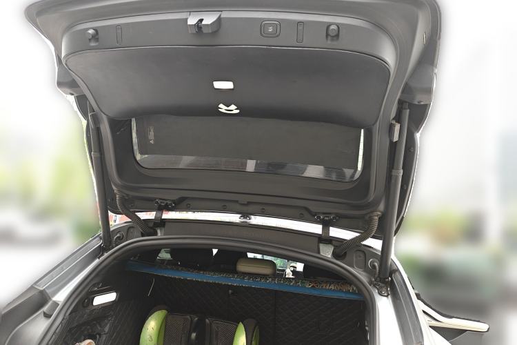 Used Nio ET5T 2025 75 kWh Touring Trunk