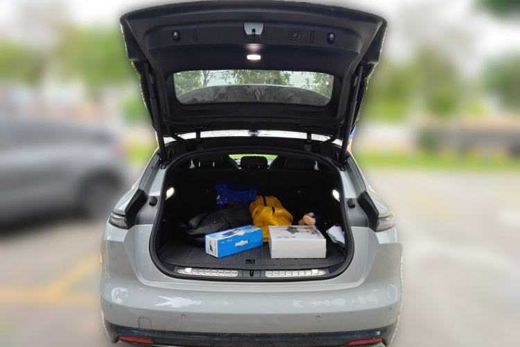 Used Nio ET5T 2025 75 kWh Touring Trunk