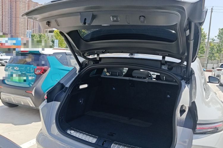 Used Nio ET5T 2025 75 kWh Touring Trunk