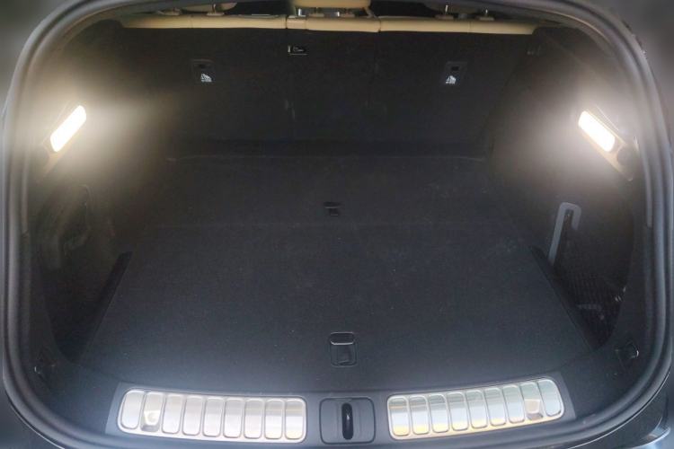 Used Nio ET5T 2025 75 kWh Touring Trunk